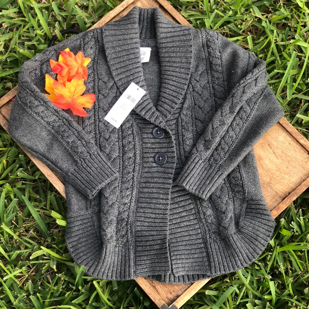 ❗️sold ❗️baby Gap toddler sweater NWT